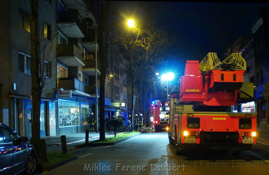 Feuer Koeln Kalk Kalk Muelheimerstr P122.JPG